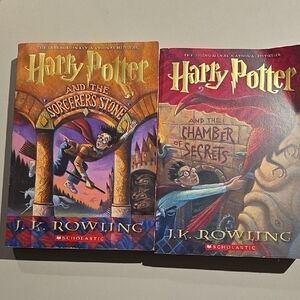 Scholastic Harry Potter Book Set with Red and Blue Covers